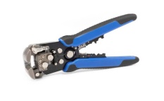 Чем снимать изоляцию с проводов