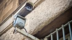 Выбираем уличную камеру видеонаблюдения Выбираем уличную камеру видеонаблюдения