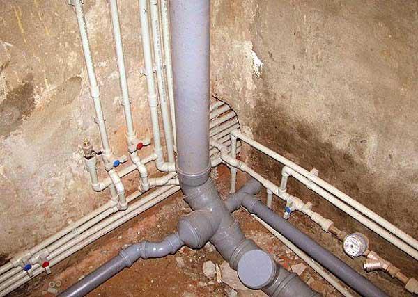 Поломки труб канализации и их ремонт
