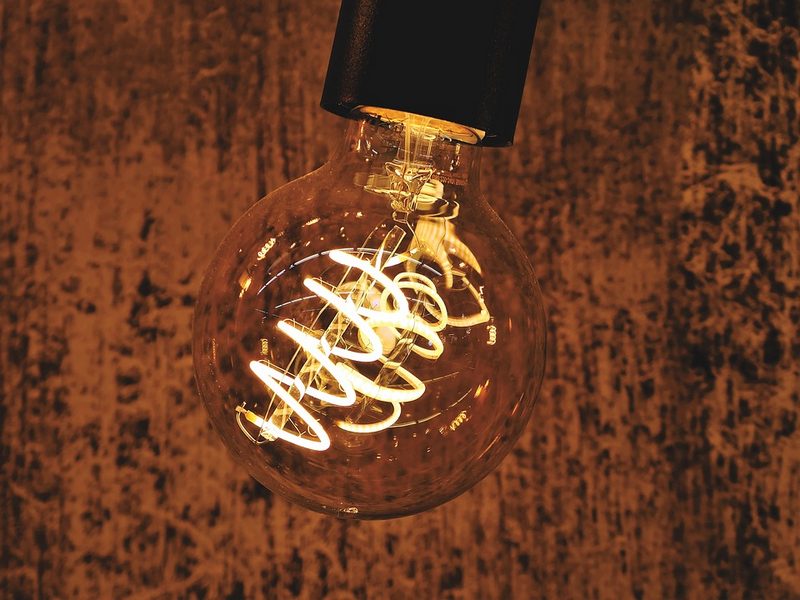 Как светодиодные лампы помогут сэкономить?
